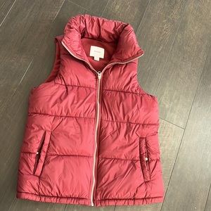 Old Navy Puffer Vest Maroon Size Small